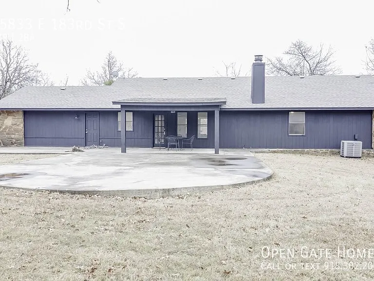 15833 E 183rd St S — Photo 36