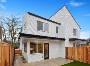 6277 SE Windsor Ct, Portland, OR 97206