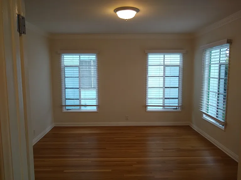 1228 S Longwood Ave #1228 — Photo 22