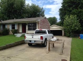 541 Overlook Rd, Louisville, KY 40229