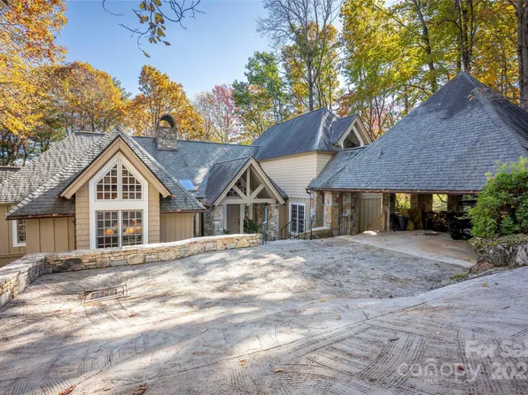 132 Red Bird Cir, Lake Toxaway, NC 28747