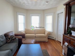 288 Boston Ave #3A, Medford, MA 02155