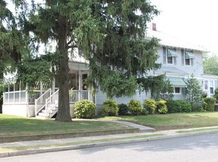 147 South St, Red Bank, NJ 07701