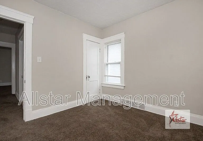 11602 Tuscora Ave #UP — Photo 22
