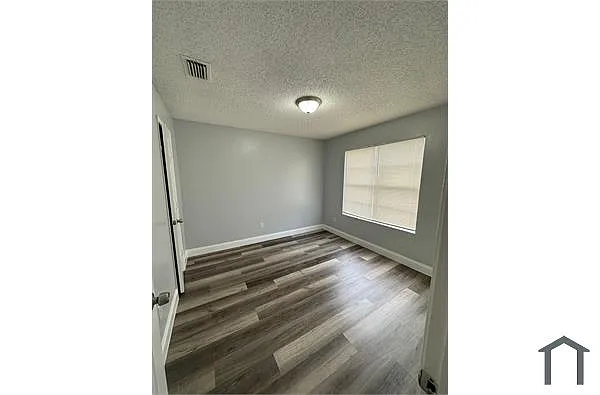 Building Photo - 10973 Traci Lynn Dr