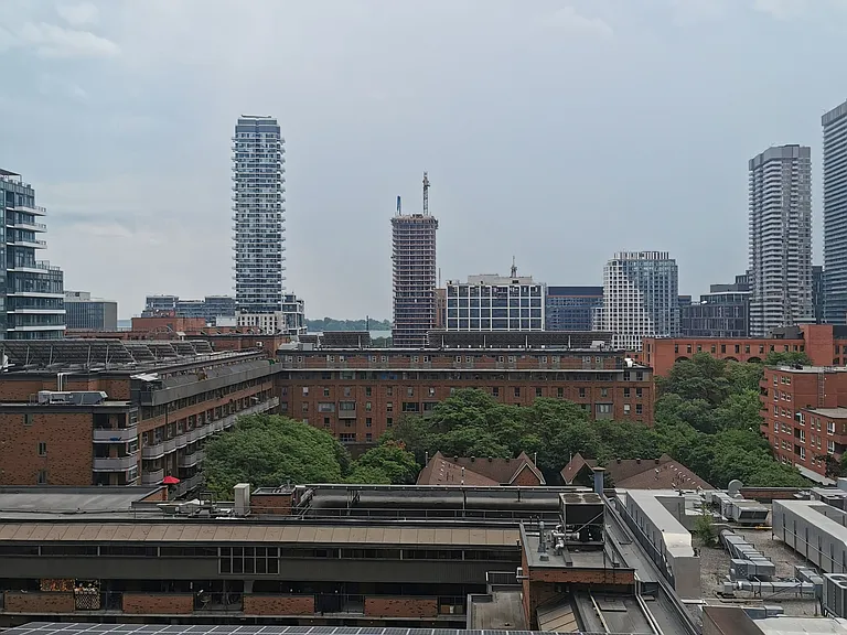 158 Front St E #821 — Photo 22