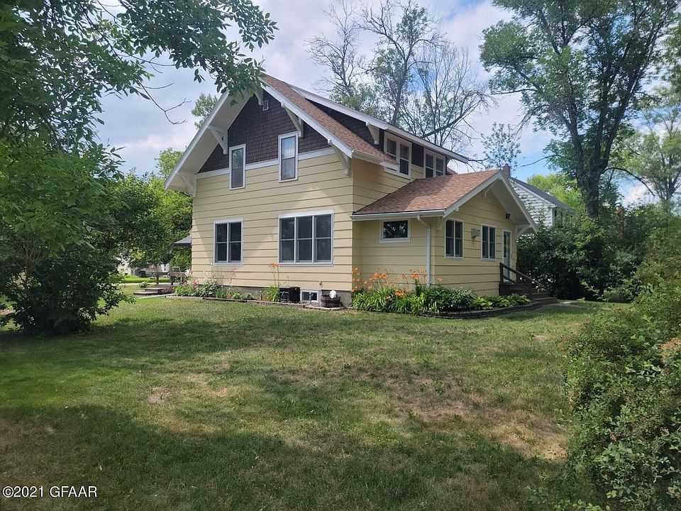 313 1st Ave NW, Mayville, ND 58257 Zillow