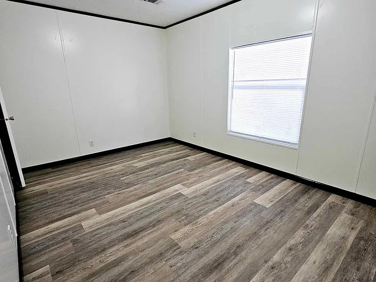 315 Vincent Ln #1 — Photo 5