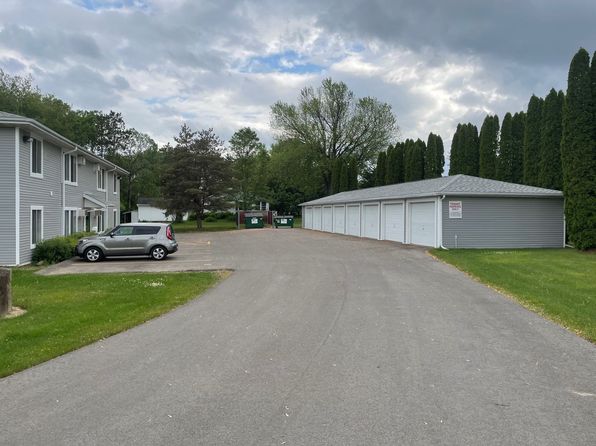 Alpine Haus LLC, 1266-1301 Winston Dr #18550209, Edgerton, WI 53534