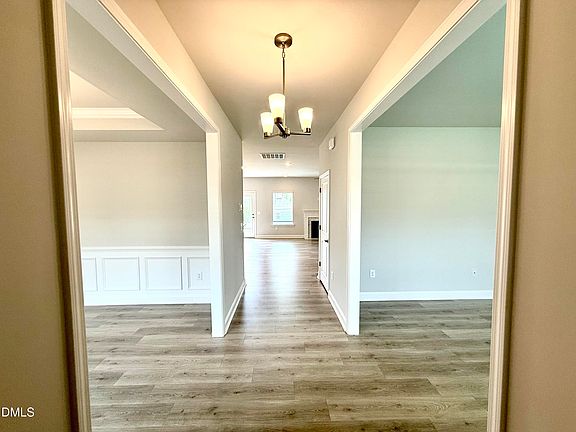 5th image of 114 Southern Estates Dr