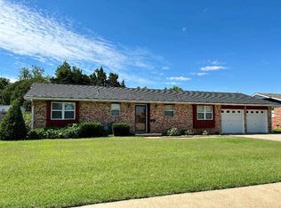 2700 Canterbury Ave, Ponca City, OK 74604