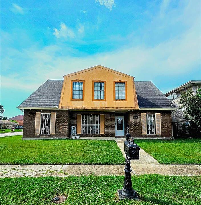 1st image of 7301 Farwood Dr