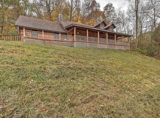 327 Warren Rd, Piney Flats, TN 37686