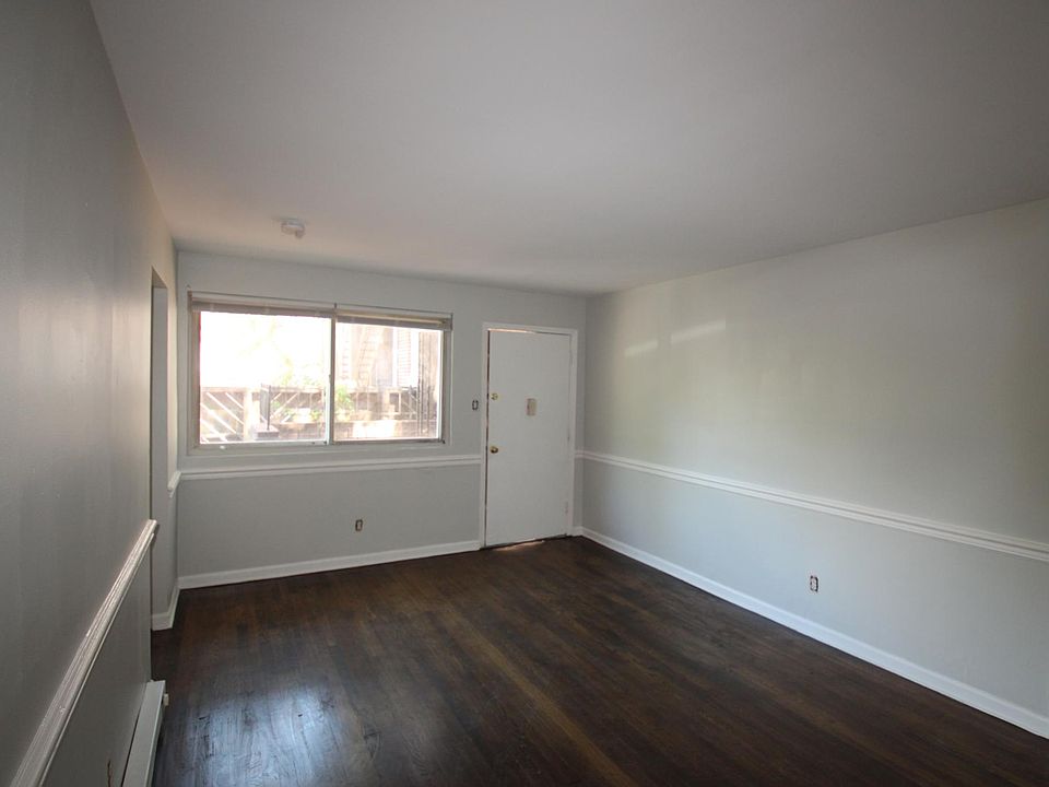 Double window in Living Room