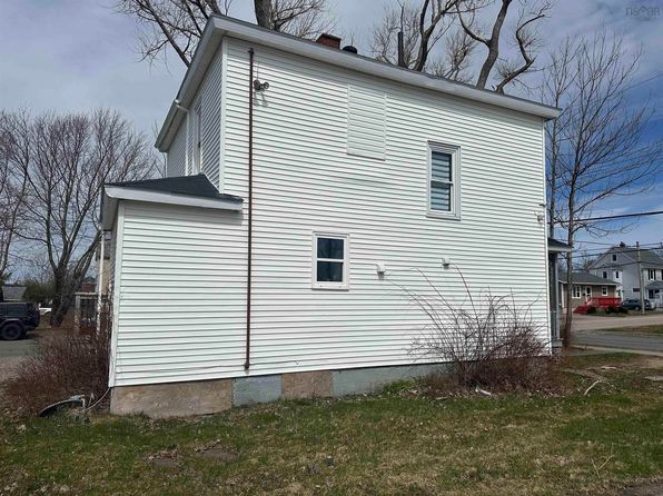 172 Ashby Rd, Sydney, NS B1P 2S6
