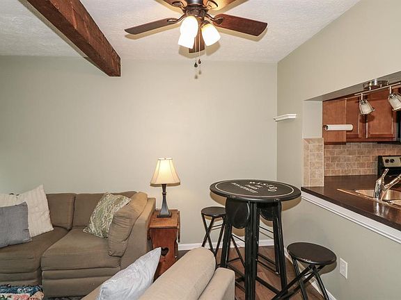 5th image of 5799 Lockwood Commons Dr