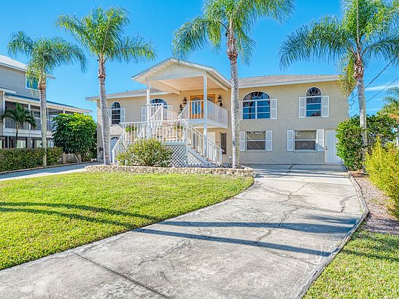 5th image of 1796 Bayshore Dr