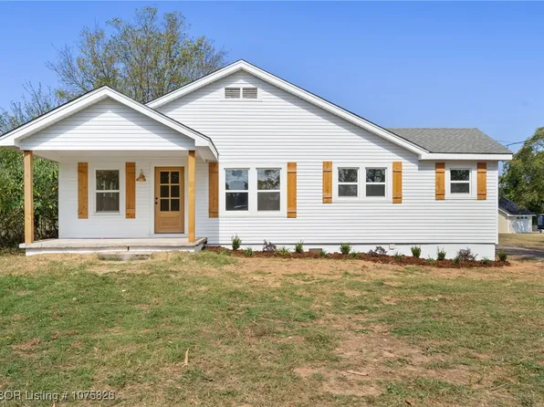 3167 282nd Hwy, Van Buren, AR 72956
