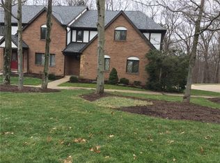1641 Stone Mansion Dr, Sewickley, PA