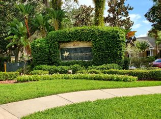18211 Bridle Club Dr, Tampa, FL 33647