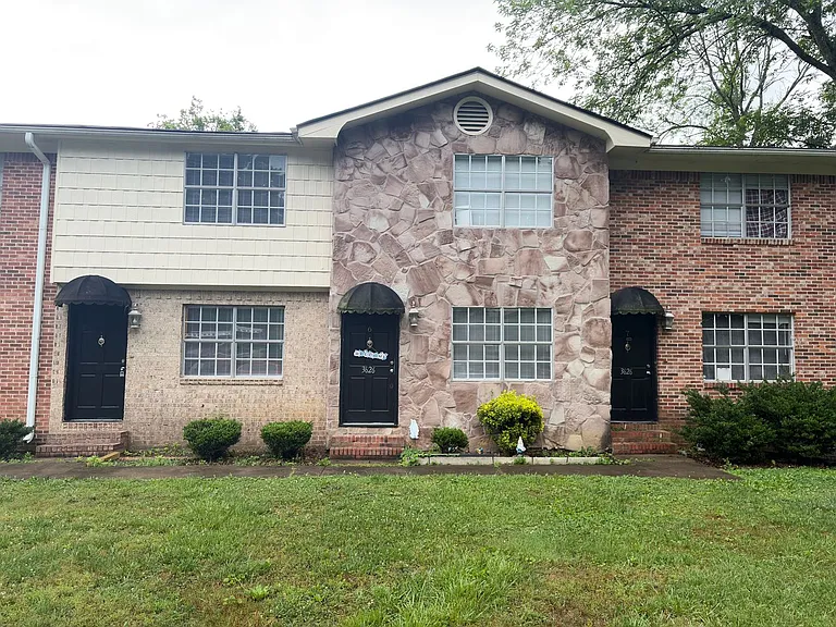 3626 Ocoee St N — Photo 1