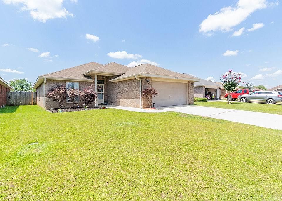 1st image of 2431 Flintstone Dr