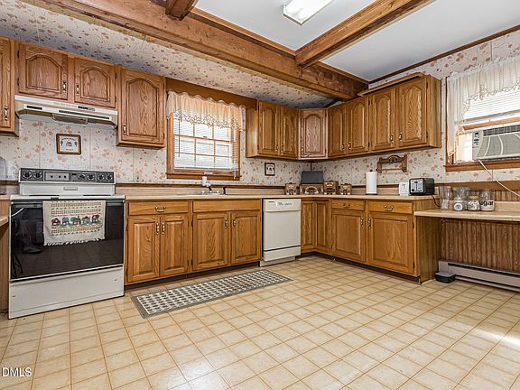 12th image of this home