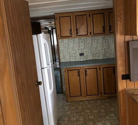 5th image of 63 Virginia Manor Dr E