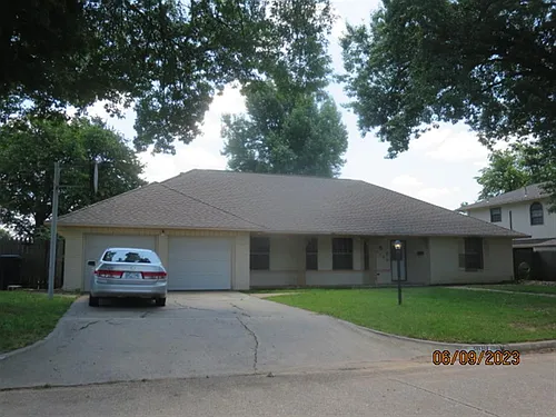 3108 Windsor Blvd Photo 1