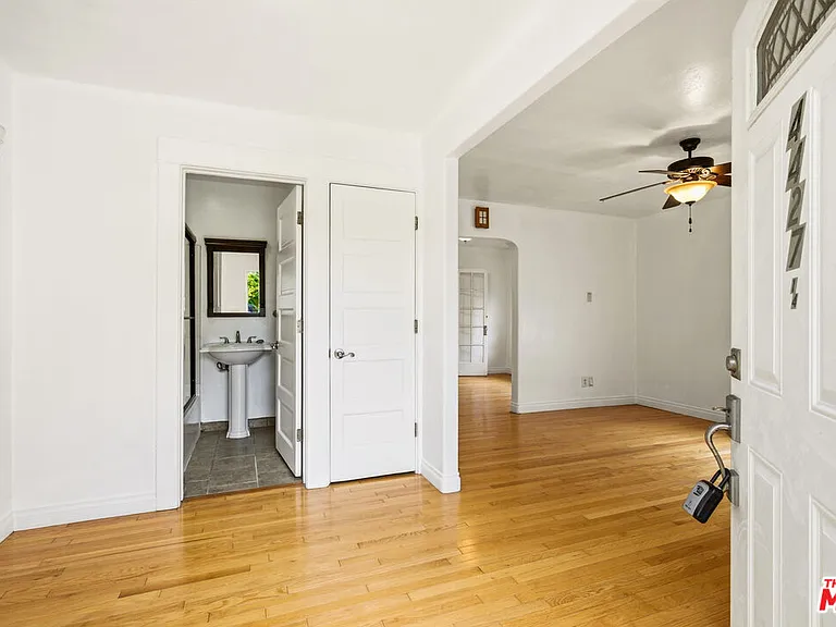4427 Finley Ave #1/4 — Photo 6