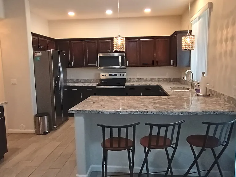 2021 N 103rd Dr — Photo 11