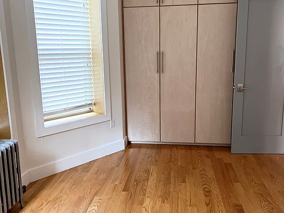 2nd image of 560 67th St #1L