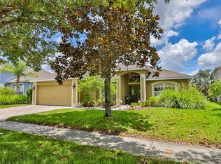 16322 Bridgewalk Dr, Lithia, FL 33547