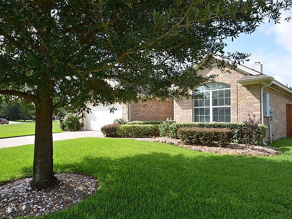 3rd image of 6303 Alicia Way Ln