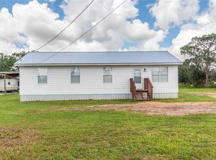 1180 McClellan Rd, Frostproof, FL 33843