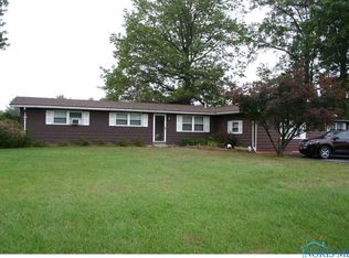 7555 Angola Rd, Holland, OH 43528