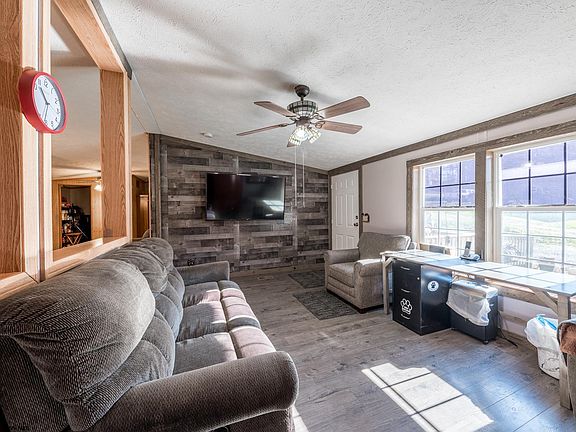 3rd image of 76 Faith Ave