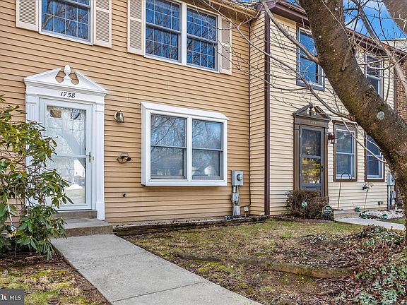 3rd image of 1758 Springfield Ln