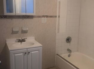 447 Livingston St #3, Elizabethport, NJ 07206