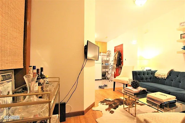 Rented by Corcoran | media 12