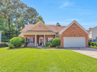 38 Rockport Dr, Riverdale, GA 30274