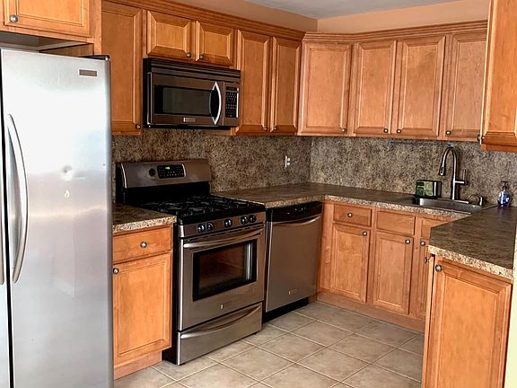 4th image of 53 Santa Monica Ln Floor 2