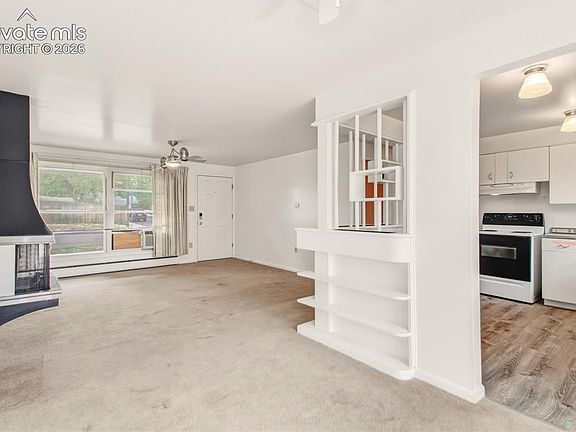 4th image of 217 Elmwood Dr
