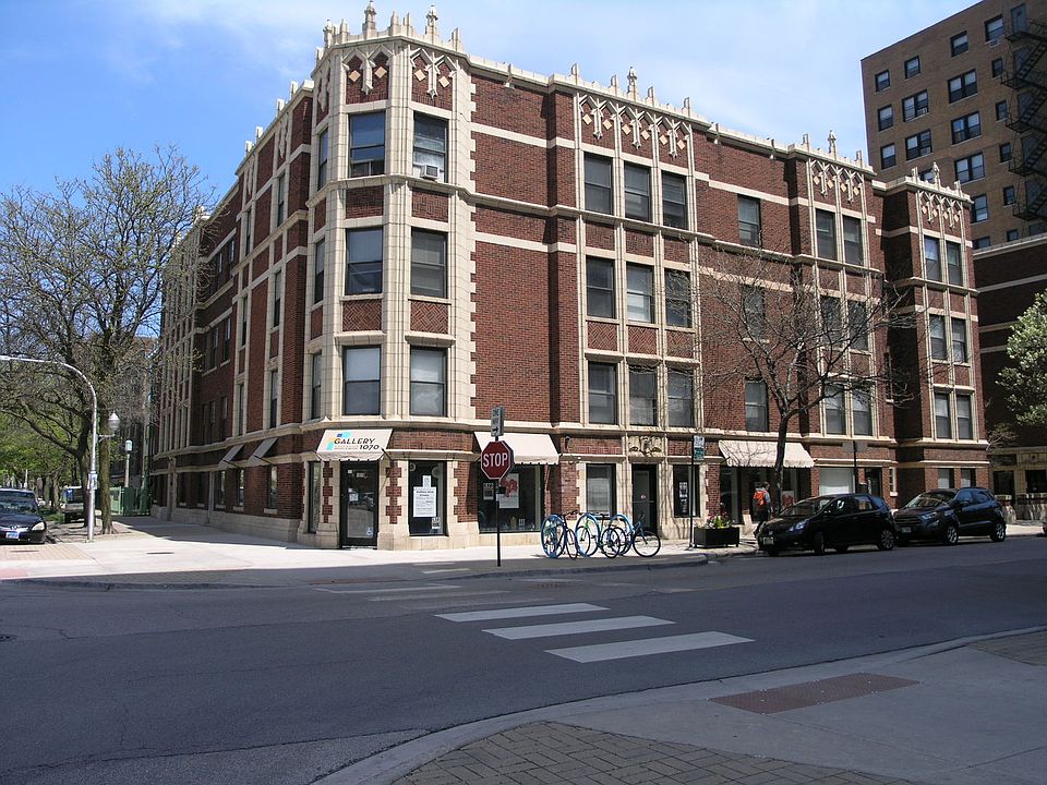 1st image of 1052 W Granville Ave #8
