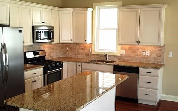 2nd image of 4039 Asbury Ave