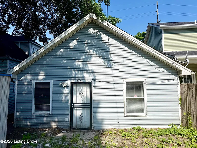 815 Louis Coleman Jr Dr — Photo 2