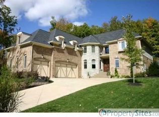 14540 Geist Ridge Dr, Fortville, IN 46040
