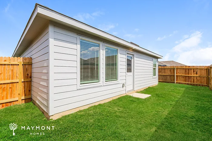 2408 Shady Grv — Photo 14