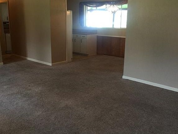 4th image of 3004 Donald Dr