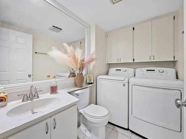 506 5th Ter, Palm Beach Gardens, FL 33418